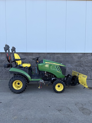 Used 2012 John Deere 1026R Compact Utility Tractors at Horizon Ag & Turf in Edmonton South, AB - Photo5