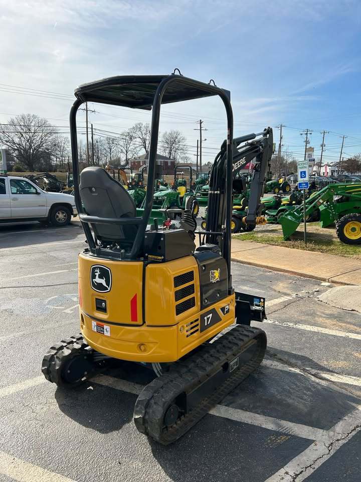 2024 John Deere 17 P Image 4