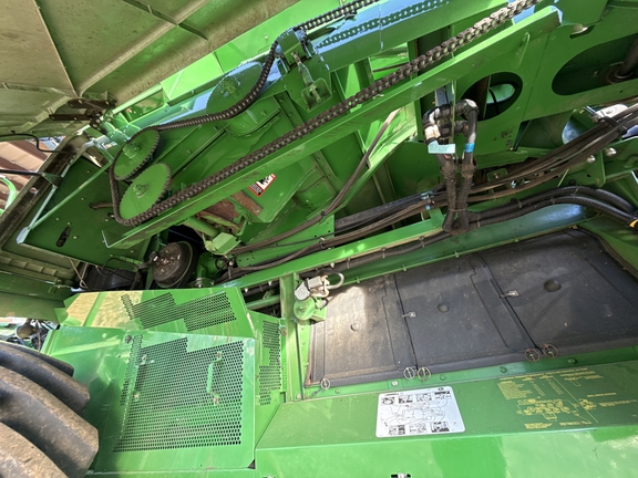 2013 John Deere S550