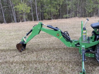 2022 John Deere 2032R Photo 10