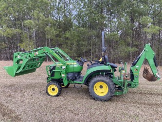 2022 John Deere 2032R Photo 3