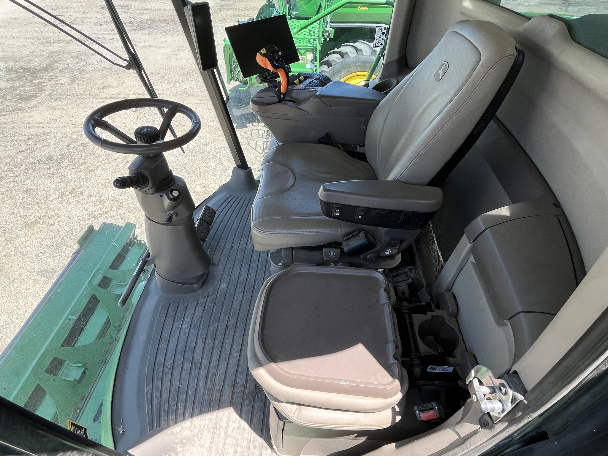 2024 John Deere S770 Image 8
