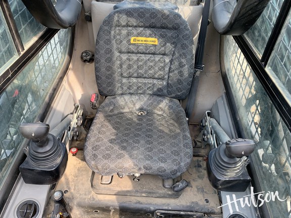 Photo of 2021 New Holland C332