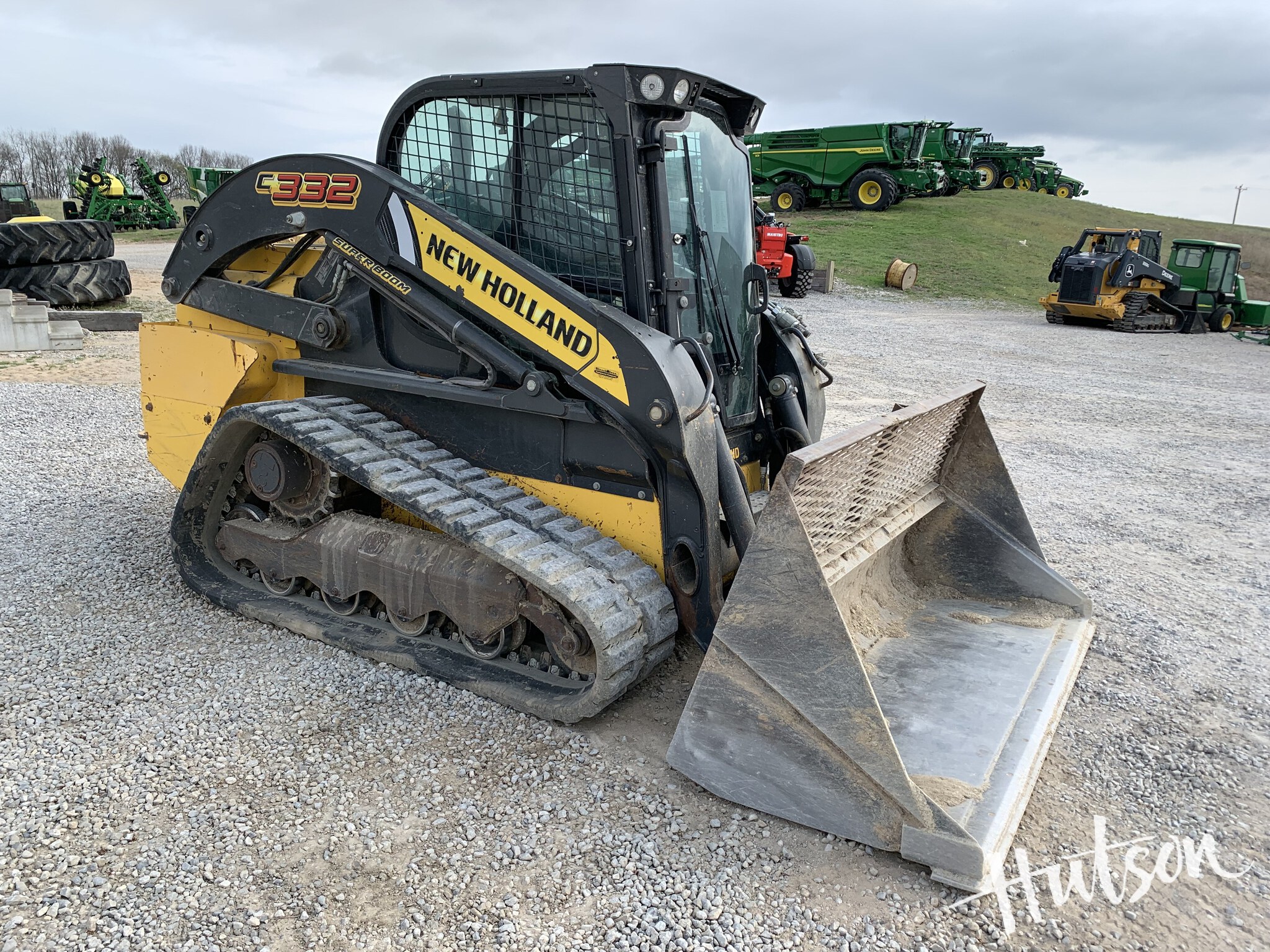 2021 New Holland C332
