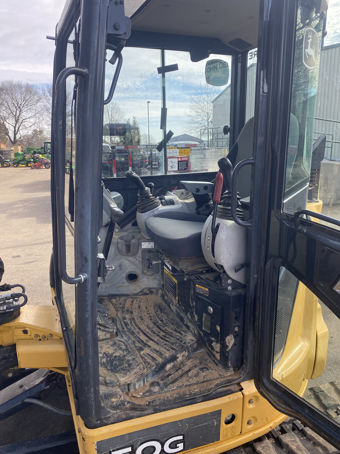 2015 John Deere 50G Image 10