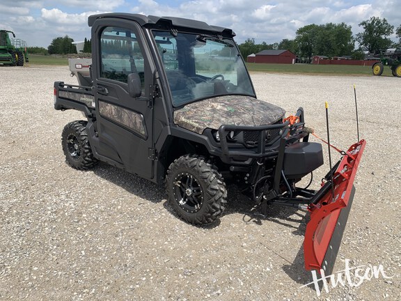 Photo of 2024 John Deere XUV 835M