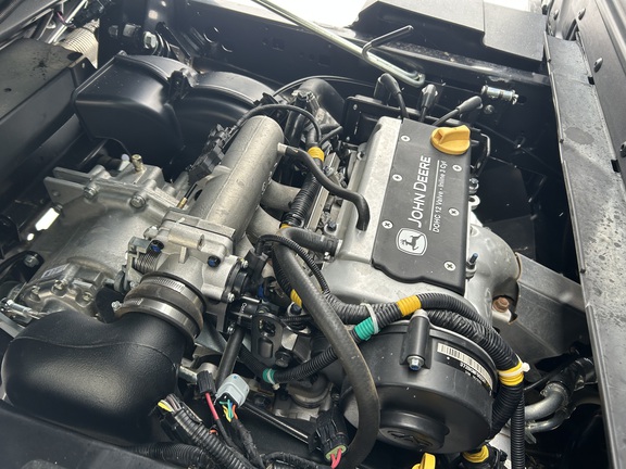 Used 2022 John Deere XUV 835R ATVs & Gators at Horizon Ag & Turf in Wetaskiwin, AB - Photo29