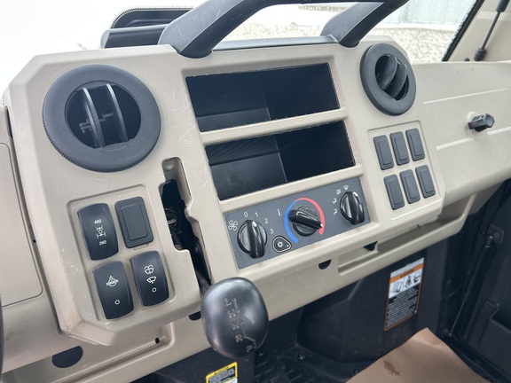 Used 2022 John Deere XUV 835R ATVs & Gators at Horizon Ag & Turf in Wetaskiwin, AB - Photo15