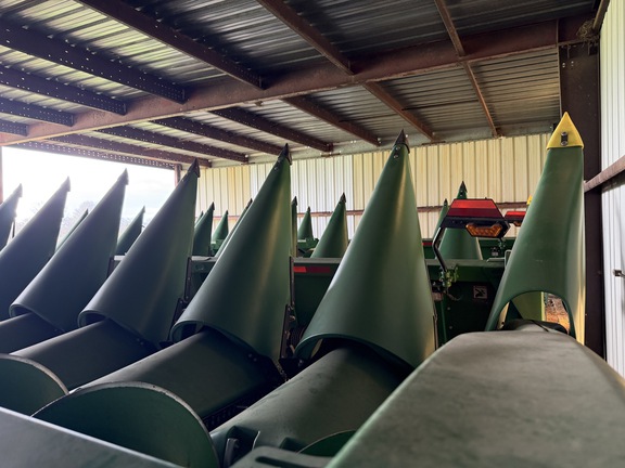 Photo of 2023 John Deere C12R