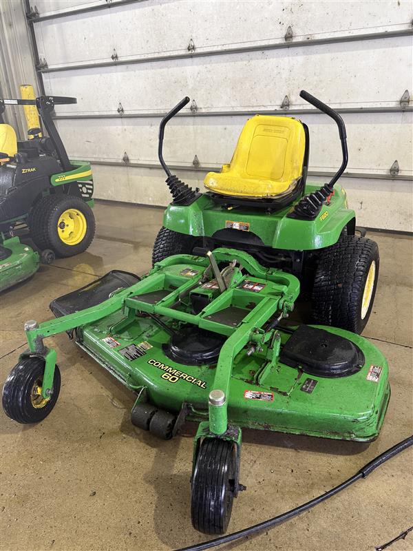 1998 John Deere F620 Image 1