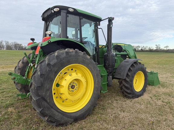 Photo of 2022 John Deere 6155M