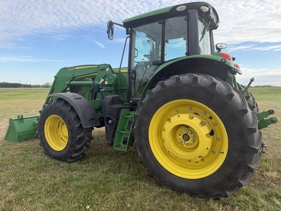 Photo of 2022 John Deere 6155M