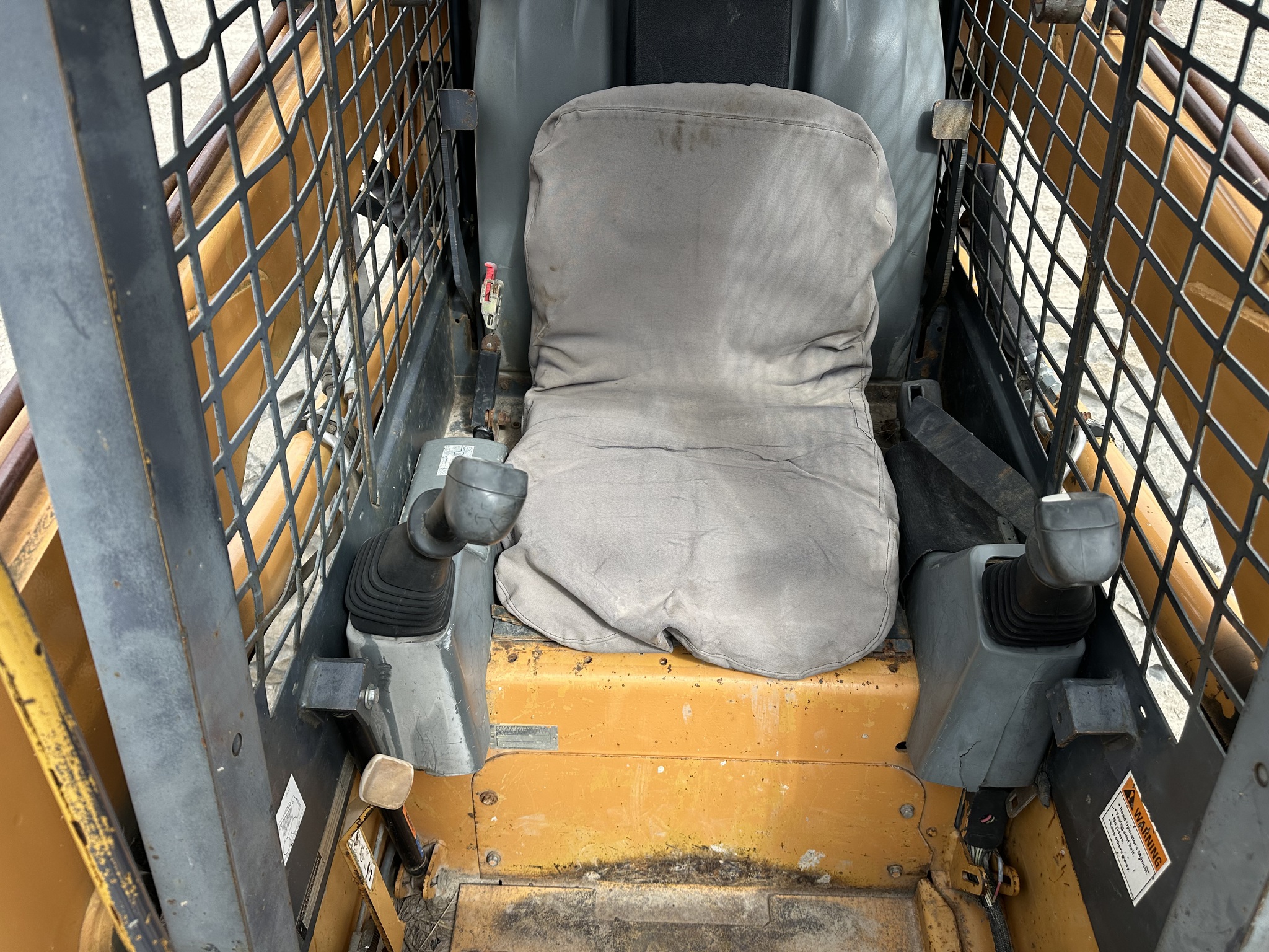 2000 Case 75XT Image 17