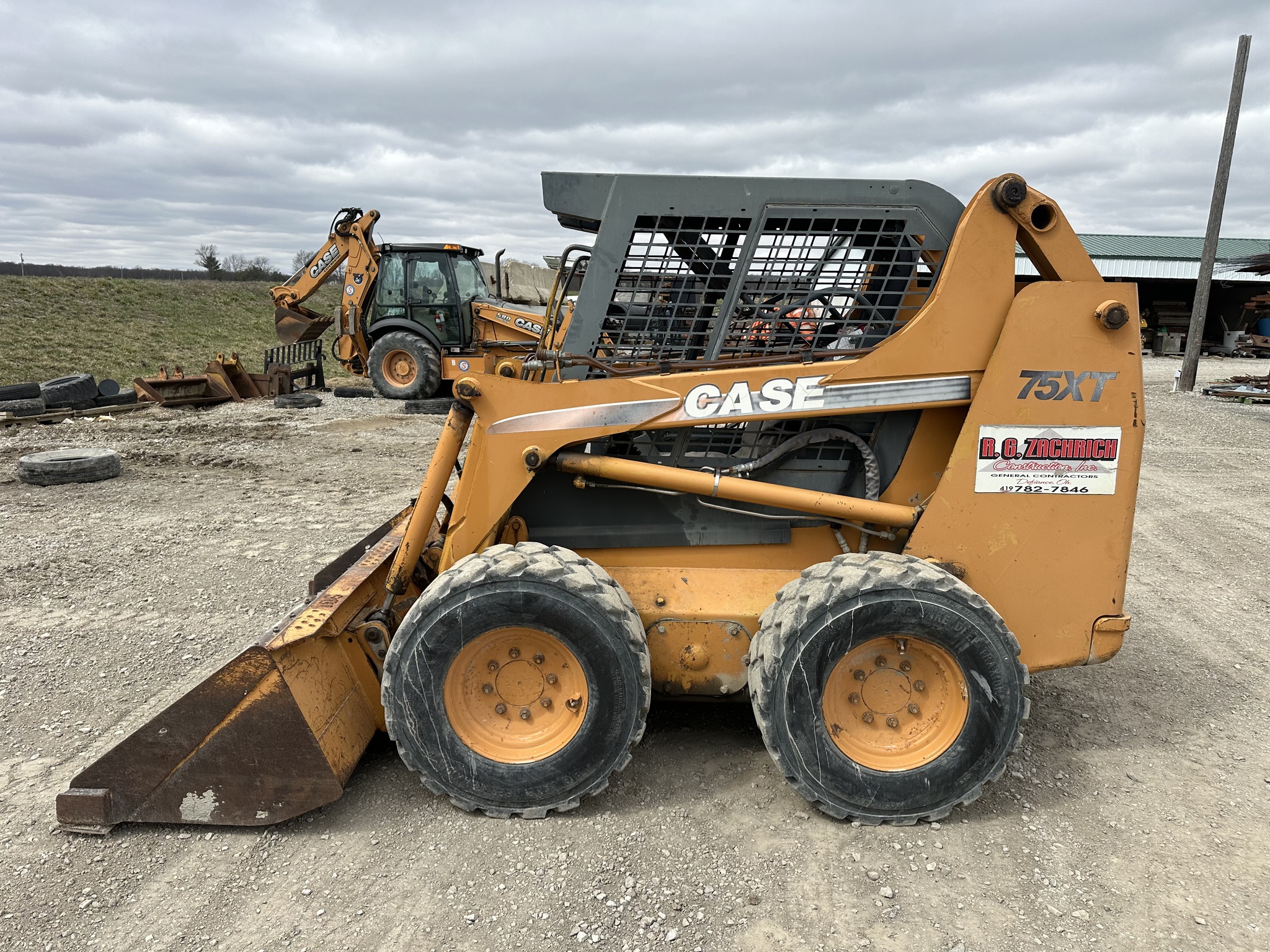 2000 Case 75XT Image 2