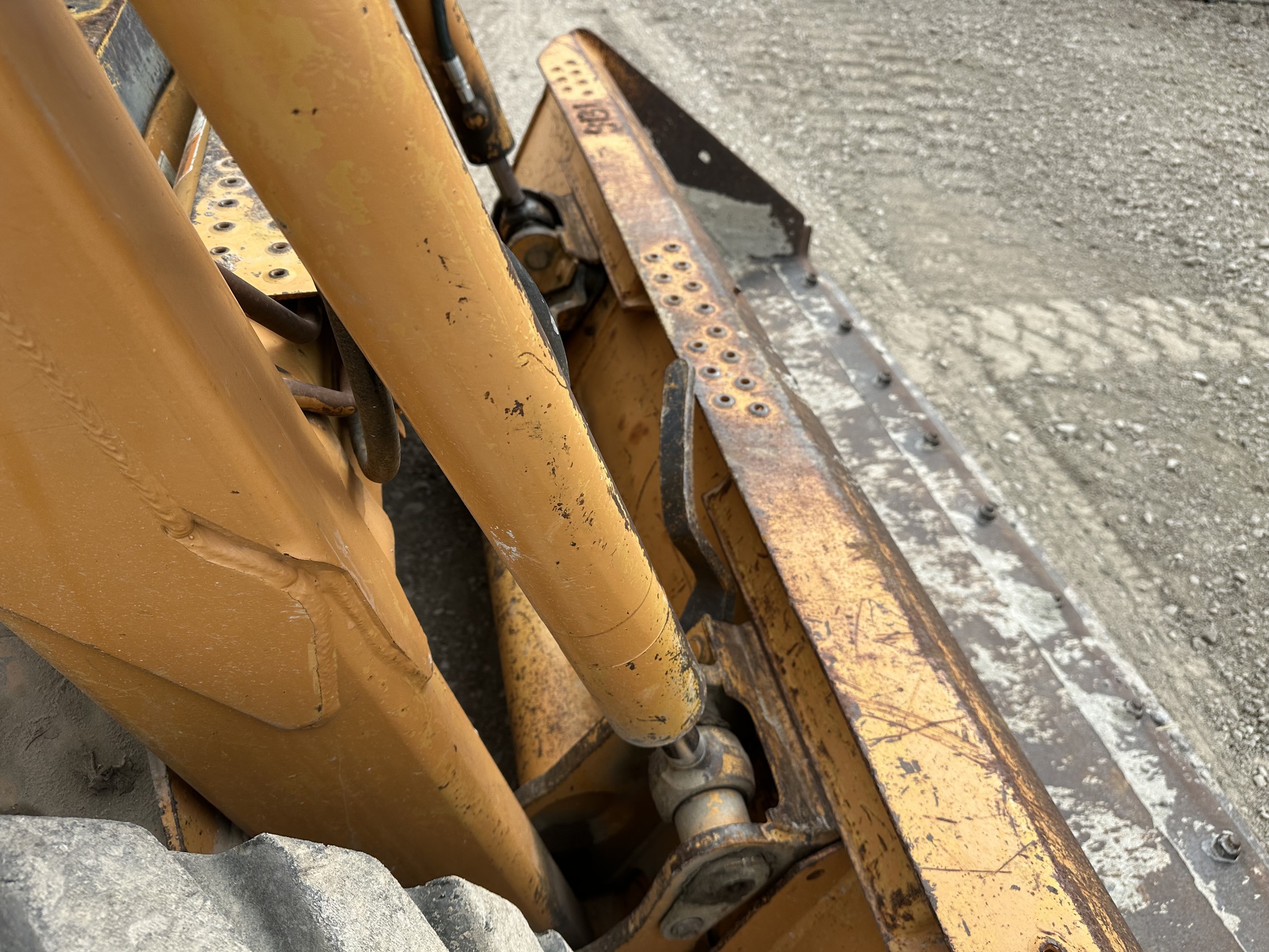 2000 Case 75XT Image 13