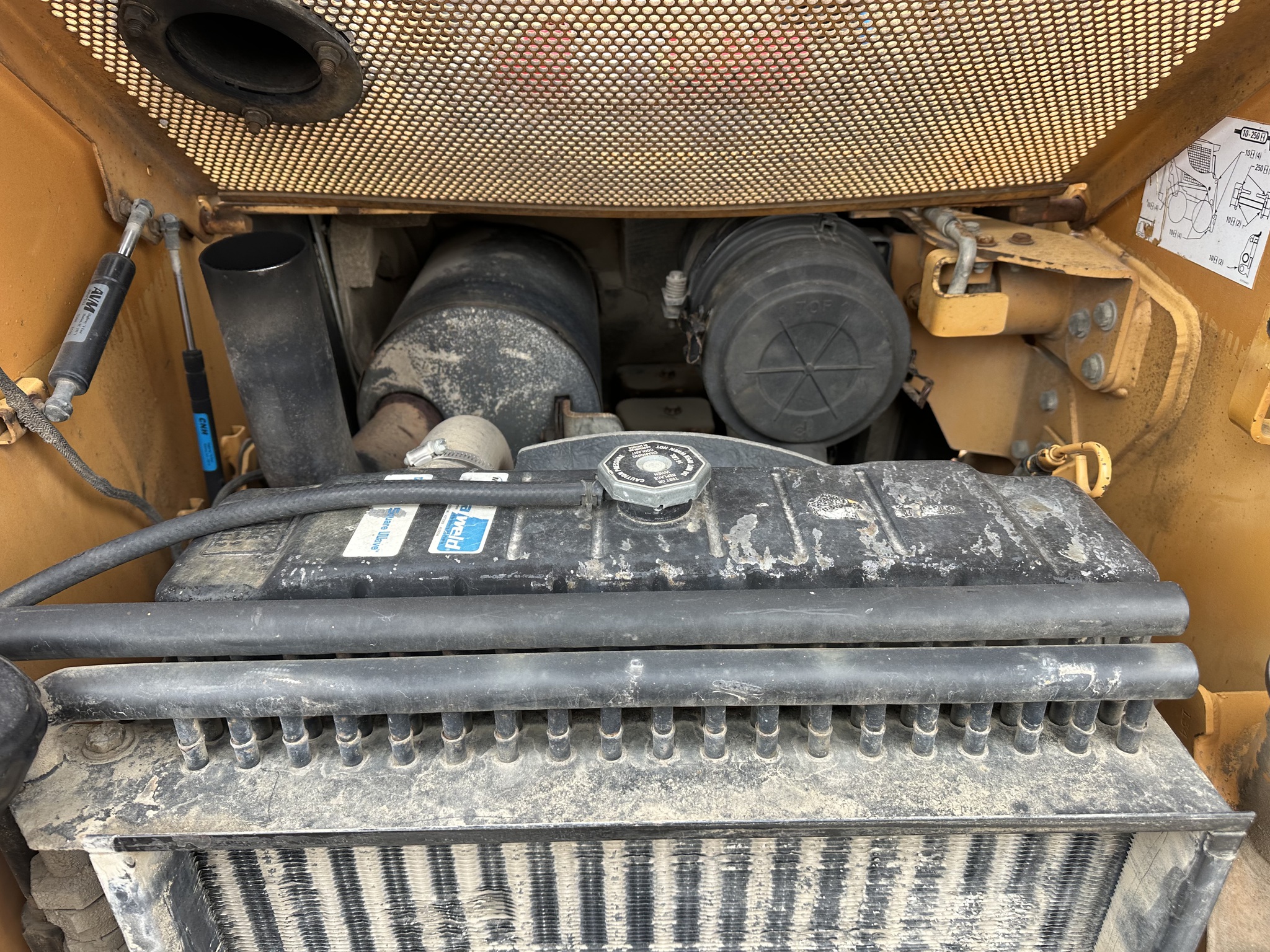 2000 Case 75XT Image 15