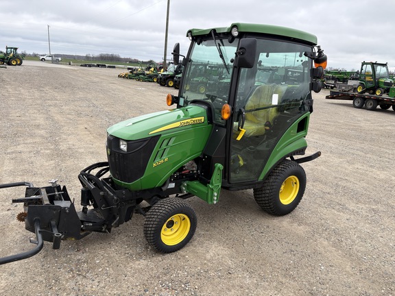Photo of 2019 John Deere 1025R