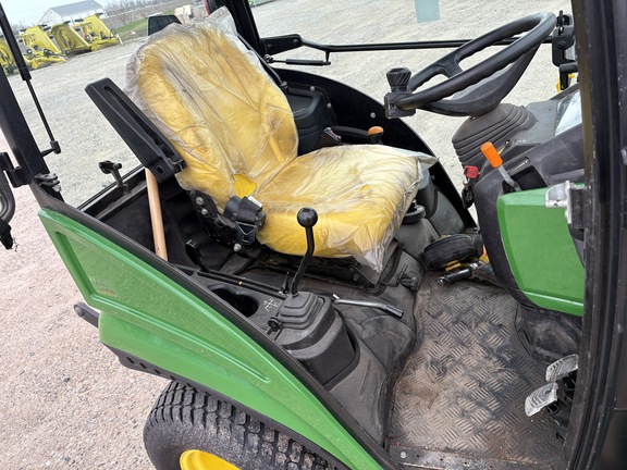 Photo of 2019 John Deere 1025R