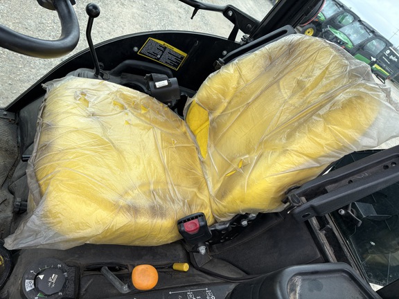 Photo of 2019 John Deere 1025R