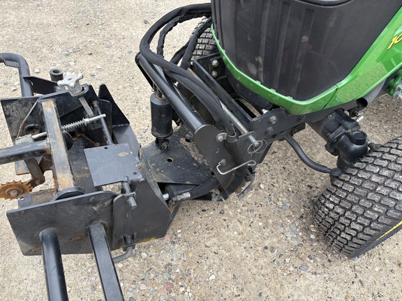 Photo of 2019 John Deere 1025R