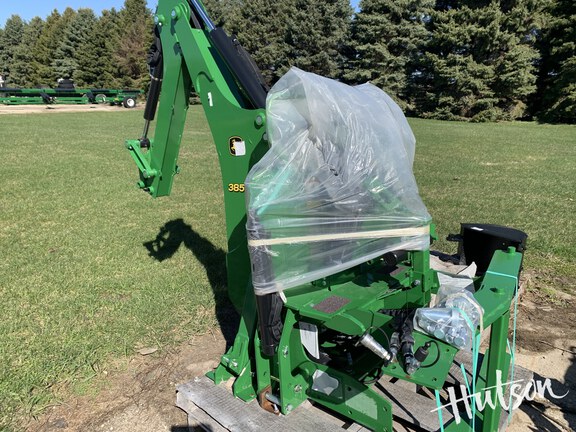 Photo of 2023 John Deere 385A
