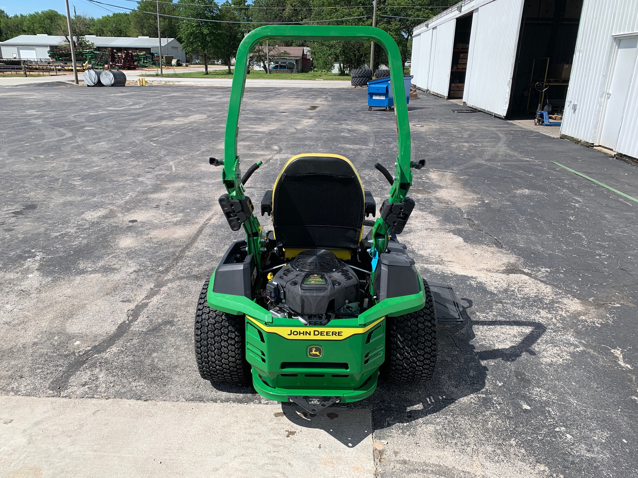  2021 John Deere Z545R at Heritage Tractor in Lamar, MO