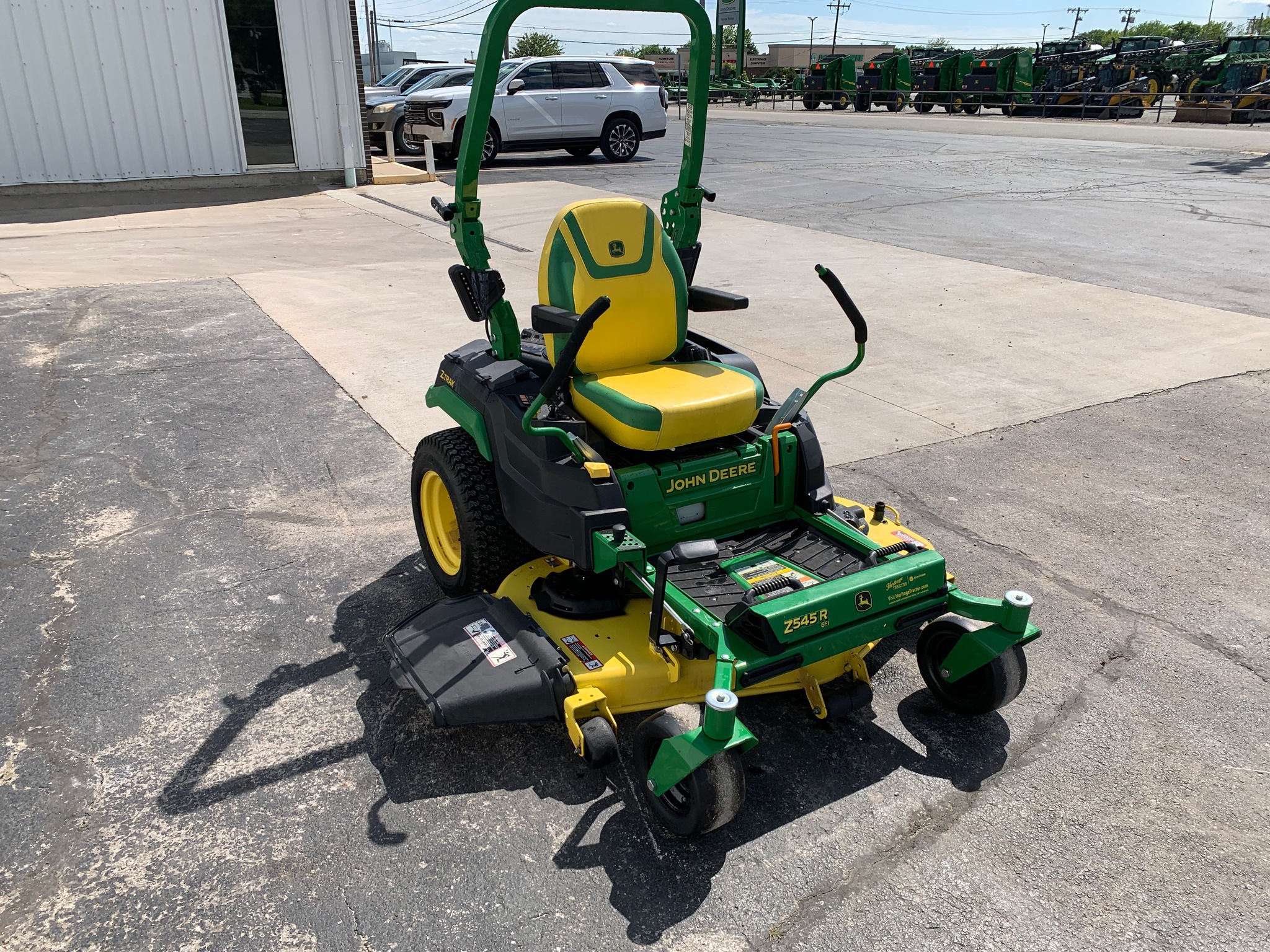  2021 John Deere Z545R at Heritage Tractor in Lamar, MO