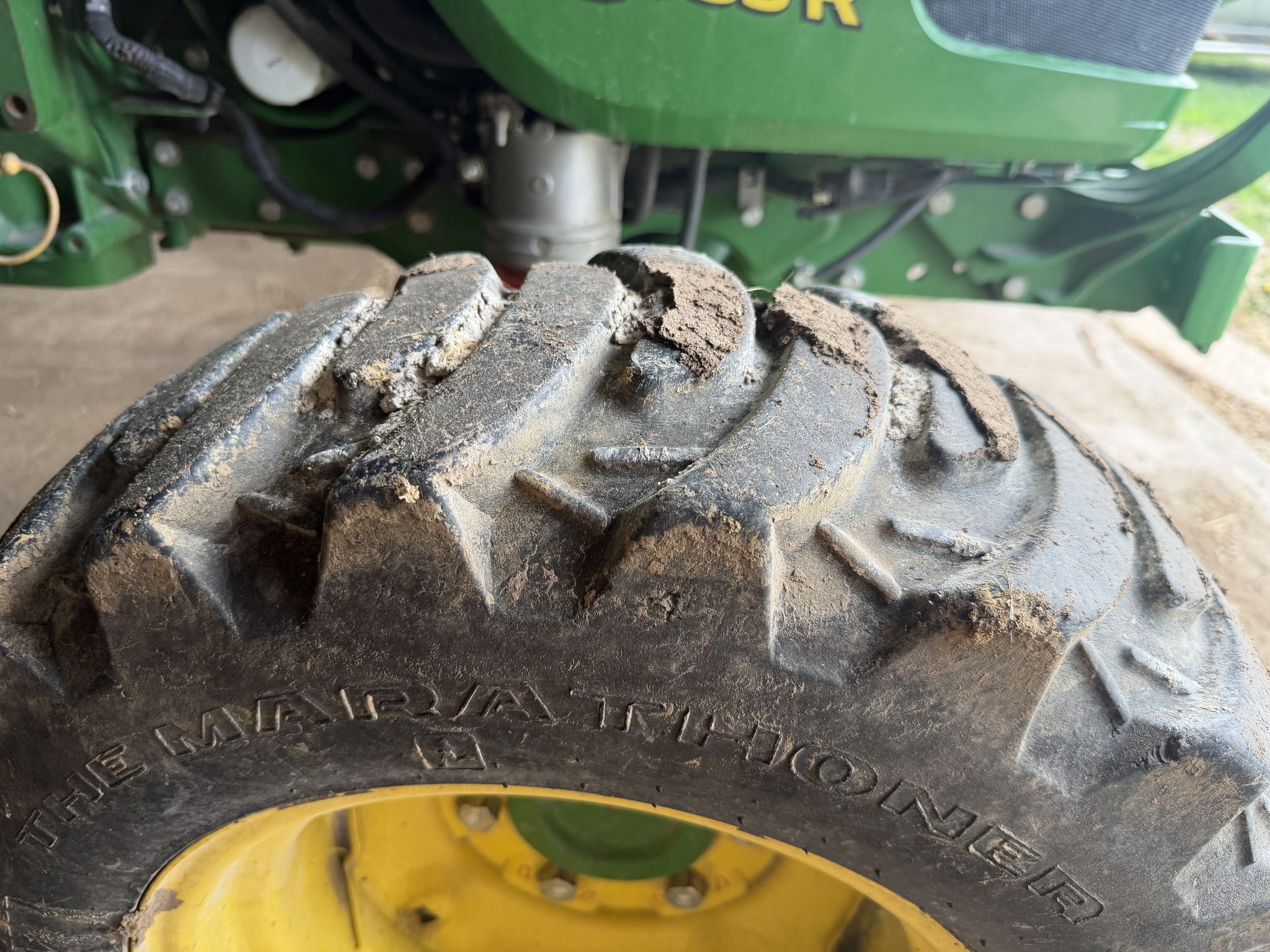  2014 John Deere 3033R at Heritage Tractor in Monmouth, IL