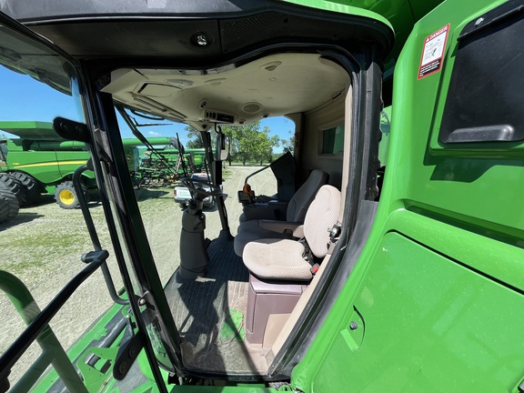2012 John Deere S660 - Photo33