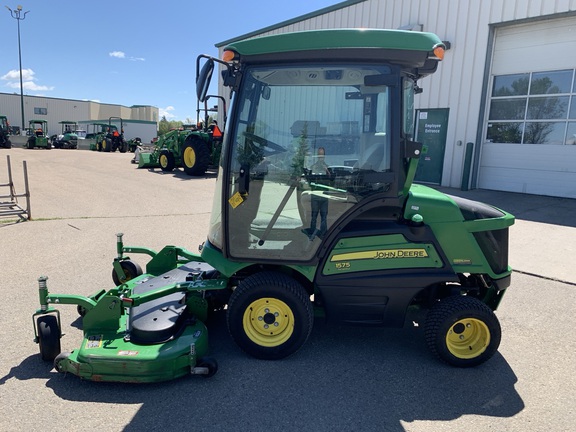 Used 2022 John Deere 1575 Commercial Front Mowers at Horizon Ag & Turf in Edmonton West, AB - Photo2
