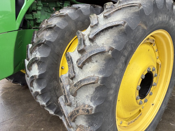 2015 John Deere 8295R - Photo11