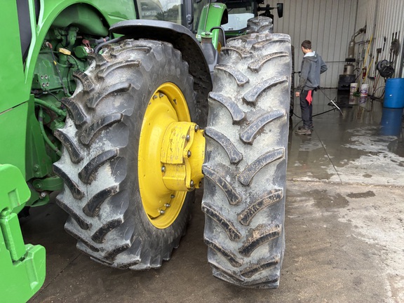 2015 John Deere 8295R - Photo12