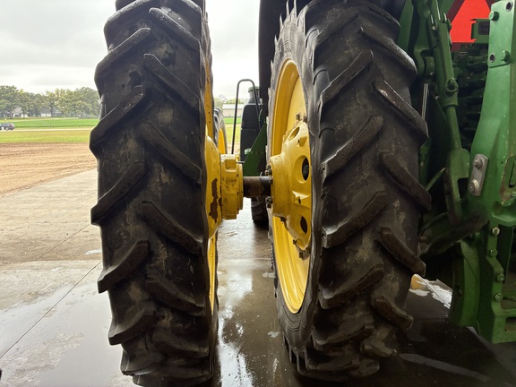2015 John Deere 8295R - Photo24