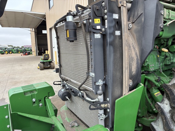 2015 John Deere 8295R - Photo35