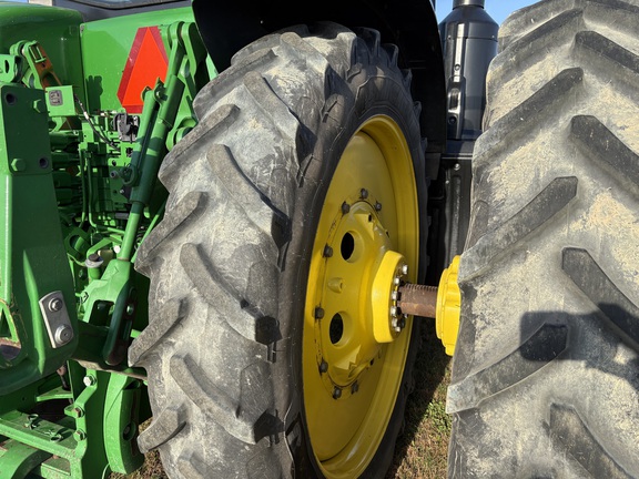 2015 John Deere 8295R - Photo11