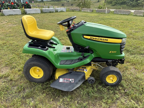 2007 John Deere X300 - Photo4