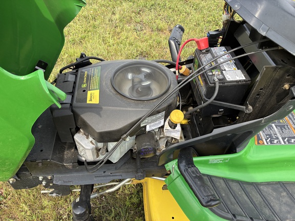 2007 John Deere X300 - Photo17