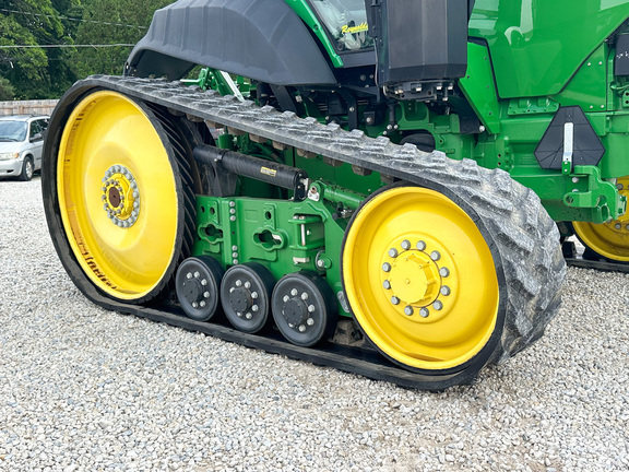 2020 John-Deere 8RT 310