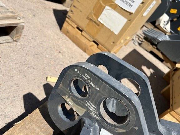 2023 John Deere 320CPLR