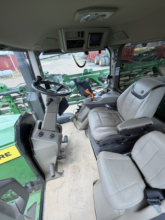 Photo of 2024 John Deere 408R
