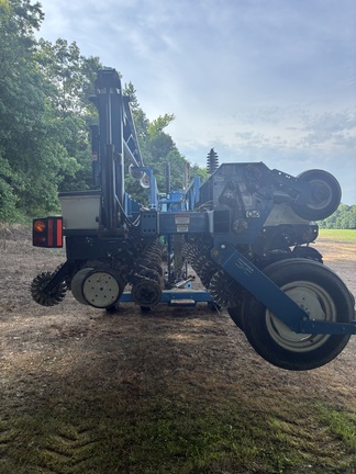 2008 Kinze 3650
