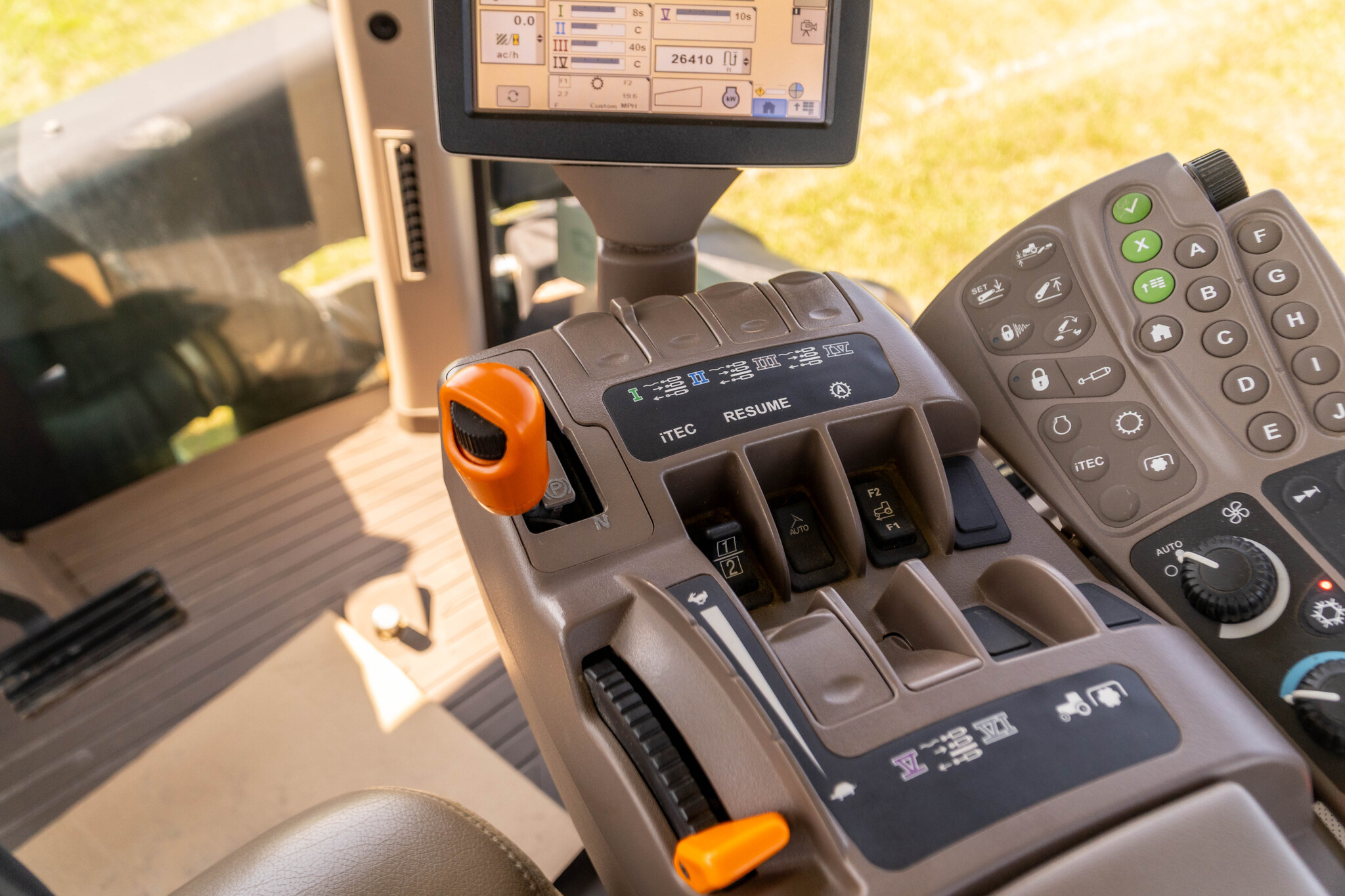 Used 2014 John Deere 9510RT Track Tractors at Koenig Equipment in Anna, OH - PhotoXL27