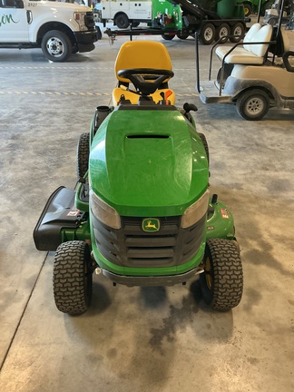 Photo of 2023 John Deere S220
