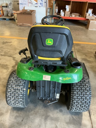 Photo of 2023 John Deere S220