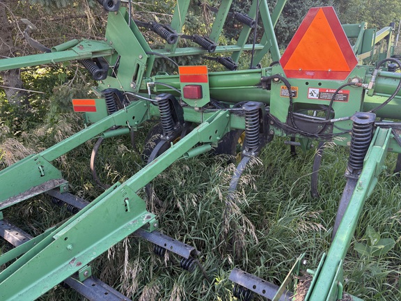 2001 John Deere 980 - Photo13