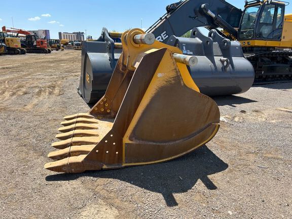 2024 John Deere 470HD72