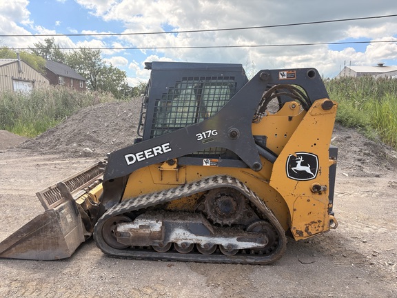 2021 John Deere 317G