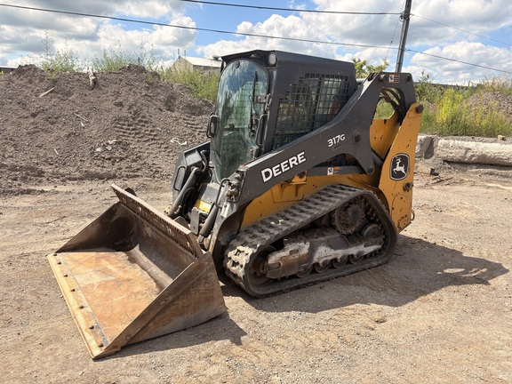 Photo of 2021 John Deere 317G