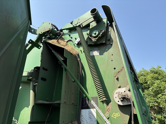 Used 2015 John Deere 569 Round Balers at Horizon Ag & Turf in Vermilion, AB - Photo10