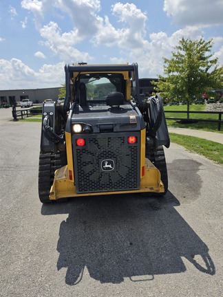  John-Deere 325G